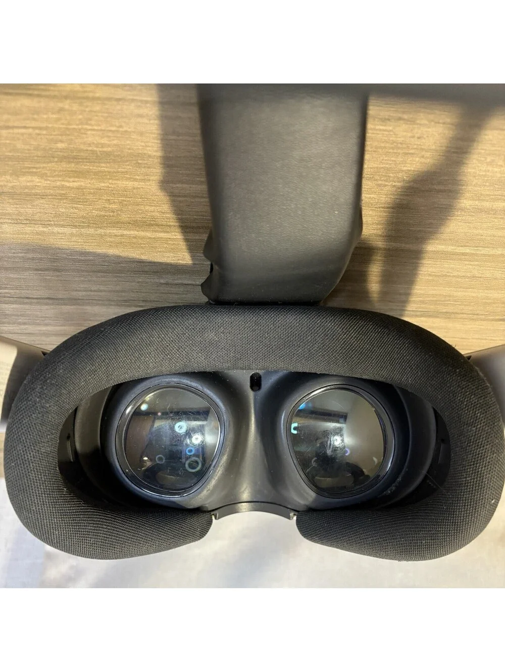 Meta Quest 3 128GB VR Headset Bundle w/Controllers, Case & KIWI Head Strap READ